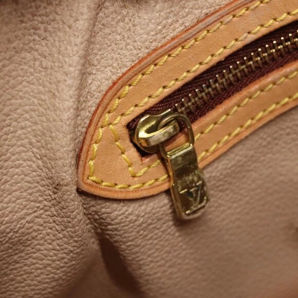 LOUIS VUITTON Monogram Bucket GM Shoulder Bag - Picture 12 of 16